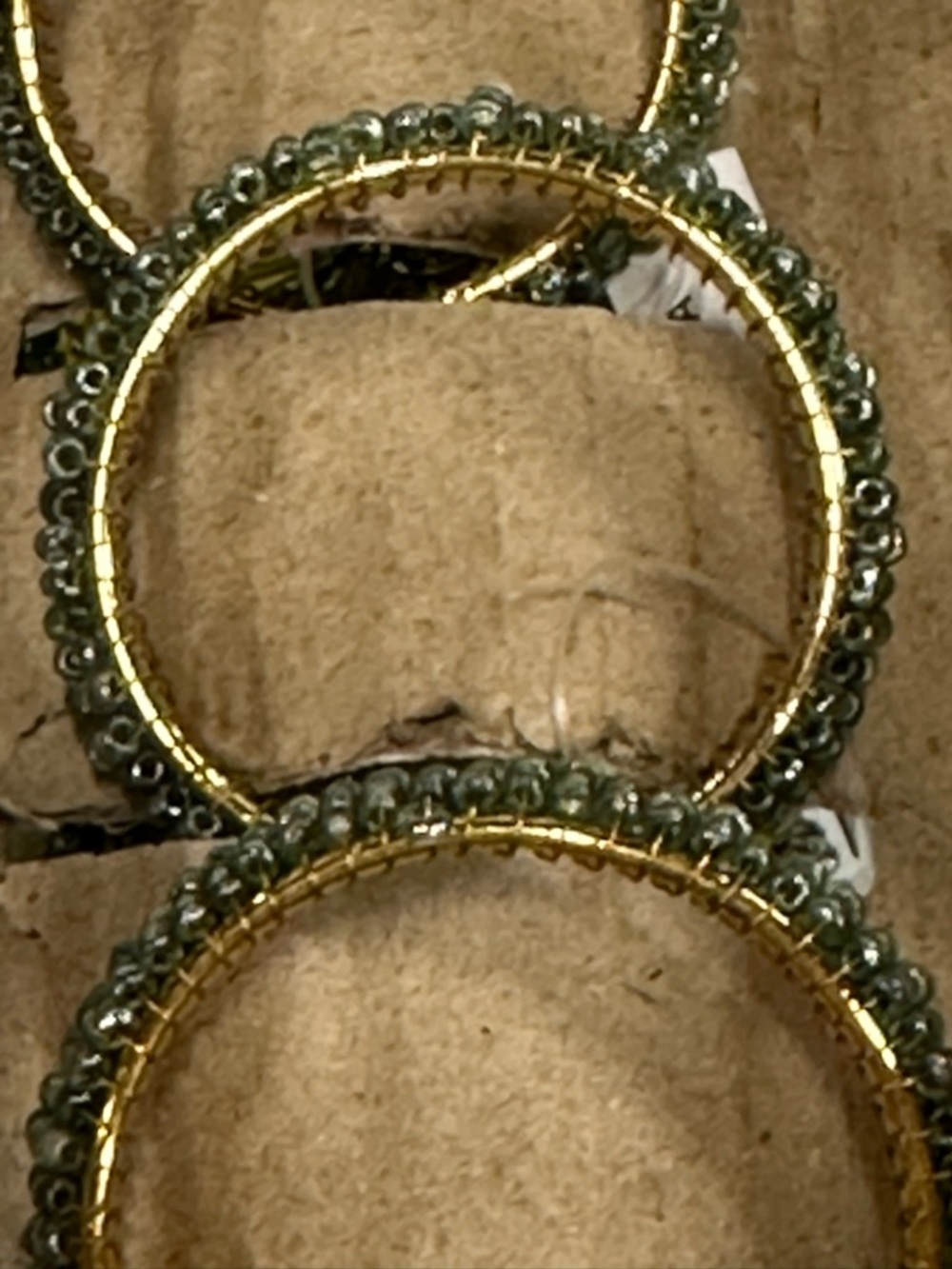 Kim Seybert NYC Napkin Rings (set of 4) - Picture 5 of 7